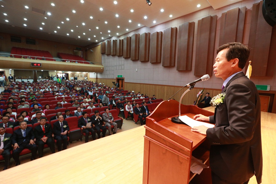 (2일) 서천군, 제17회 노인의 날 행사 실시 사진 2