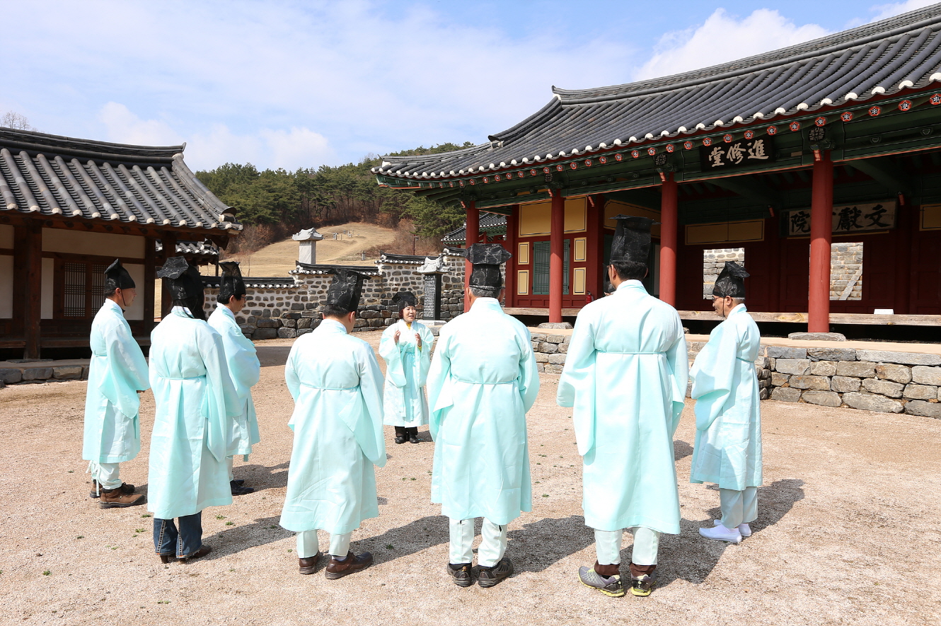 서천군, 기산면에 200억원 투입해 과거와 미래를 잇는다(2, 문헌서원 학당)