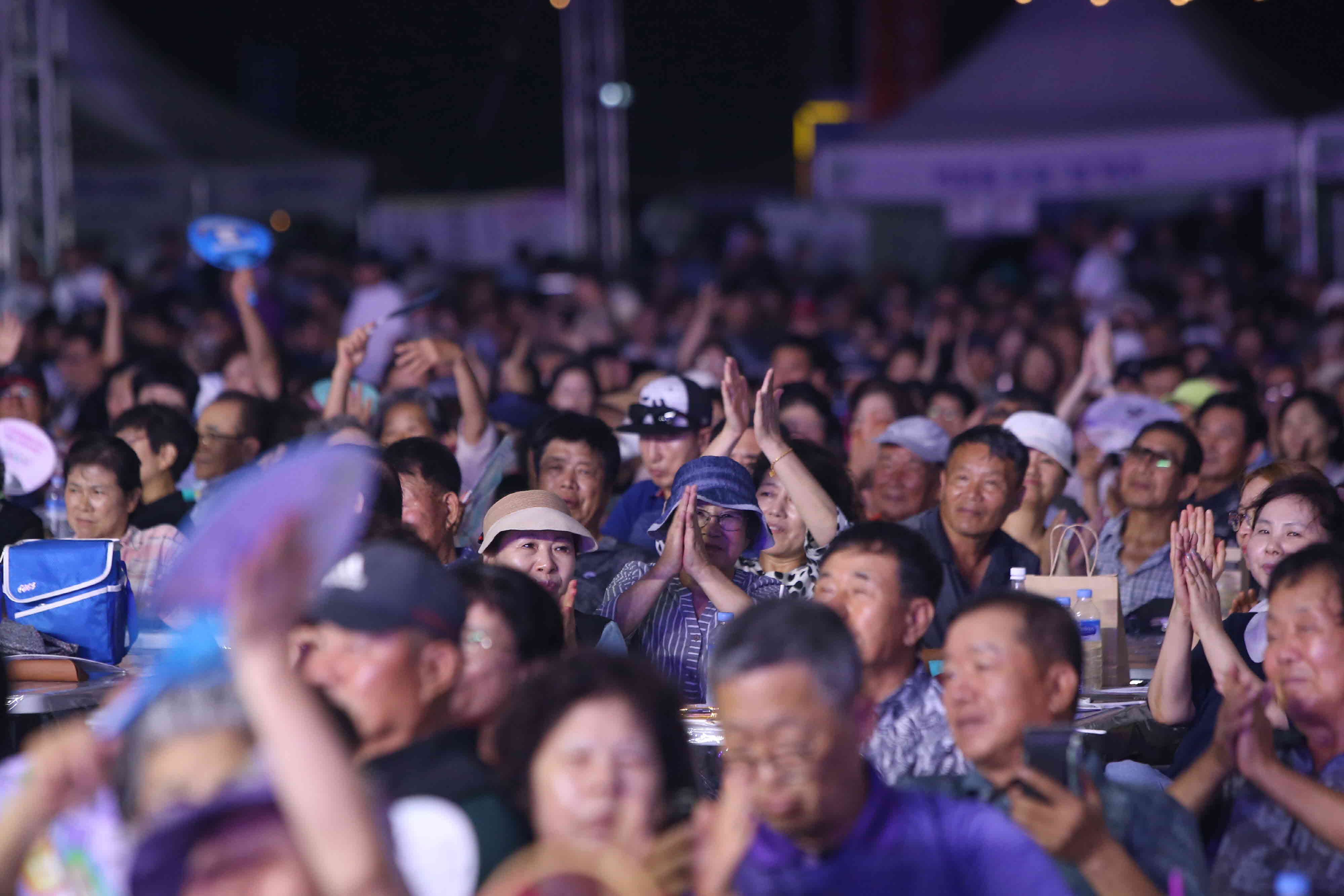 제2회 장항 맥문동 꽃 축제 개막, 5만여 인파 몰려