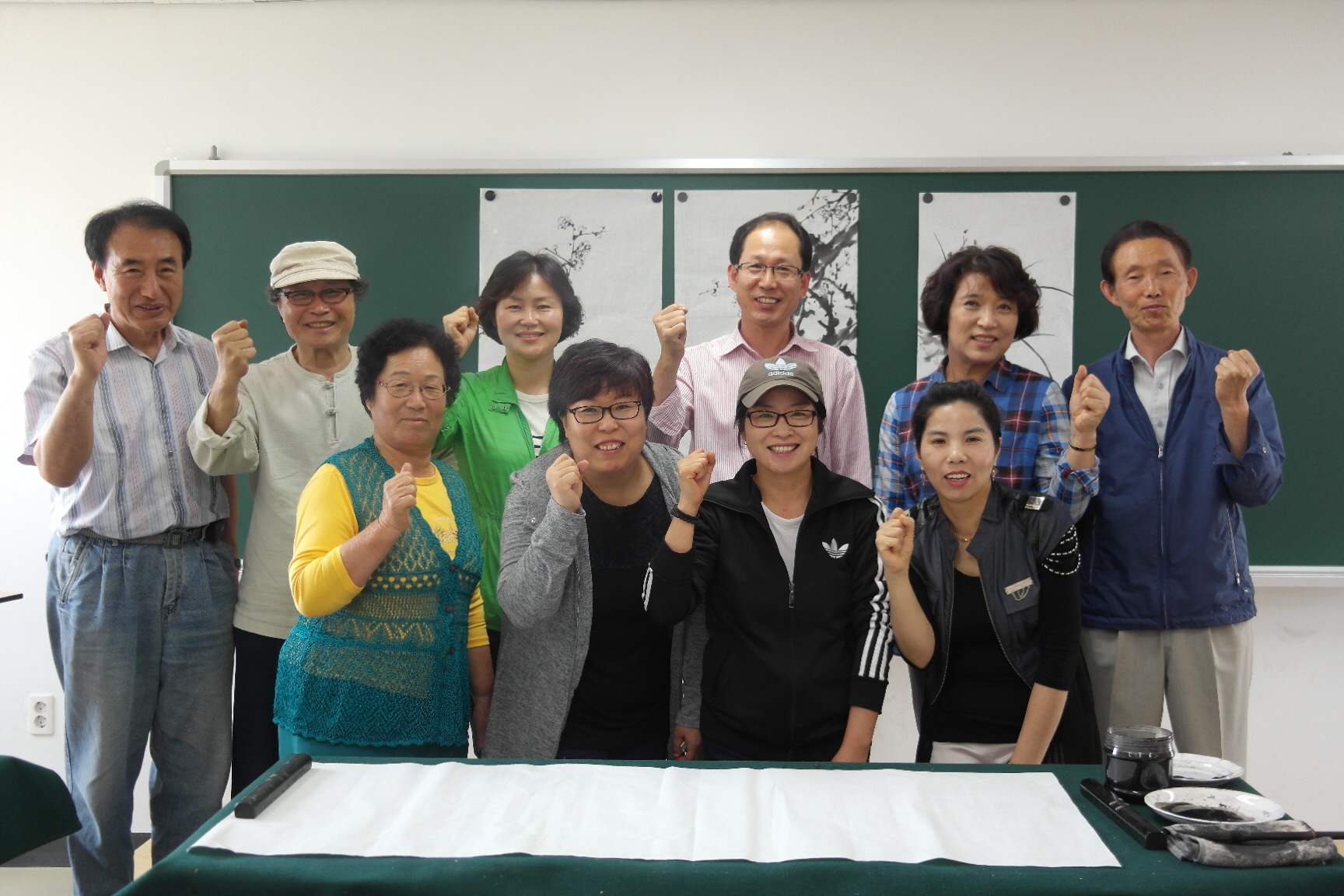 서천군, 종합교육센터 문인화반 서예전람회 수상의 기쁨을. . . .