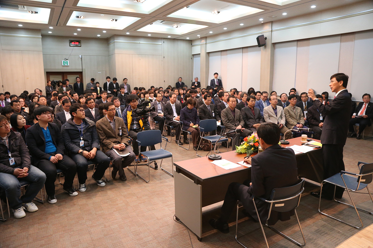 안희정 충남도지사, 서천군민과 소통의 시간 가져