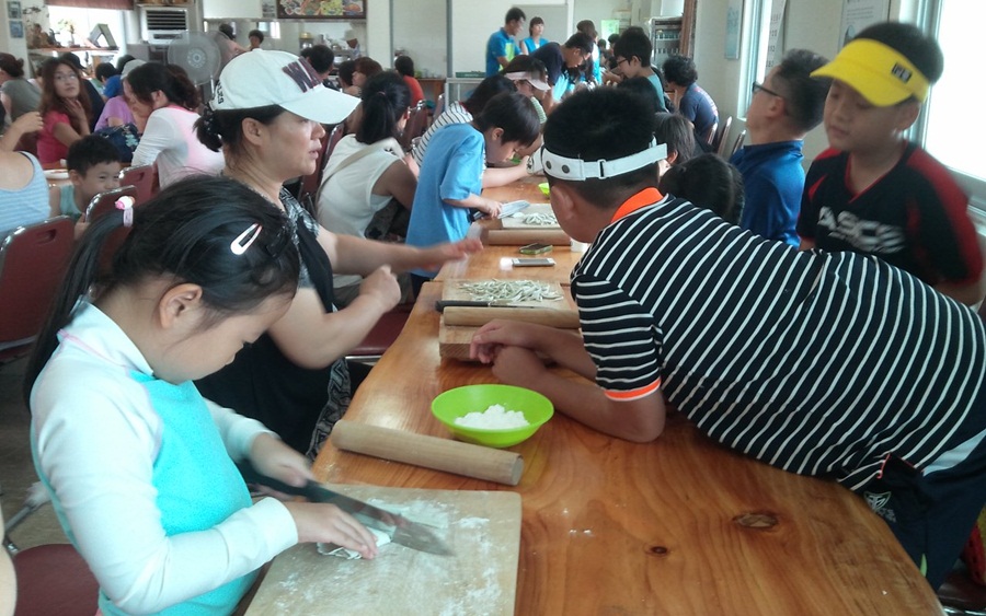 서천군 이색체험마을에, 체험 관광객으로 북새통