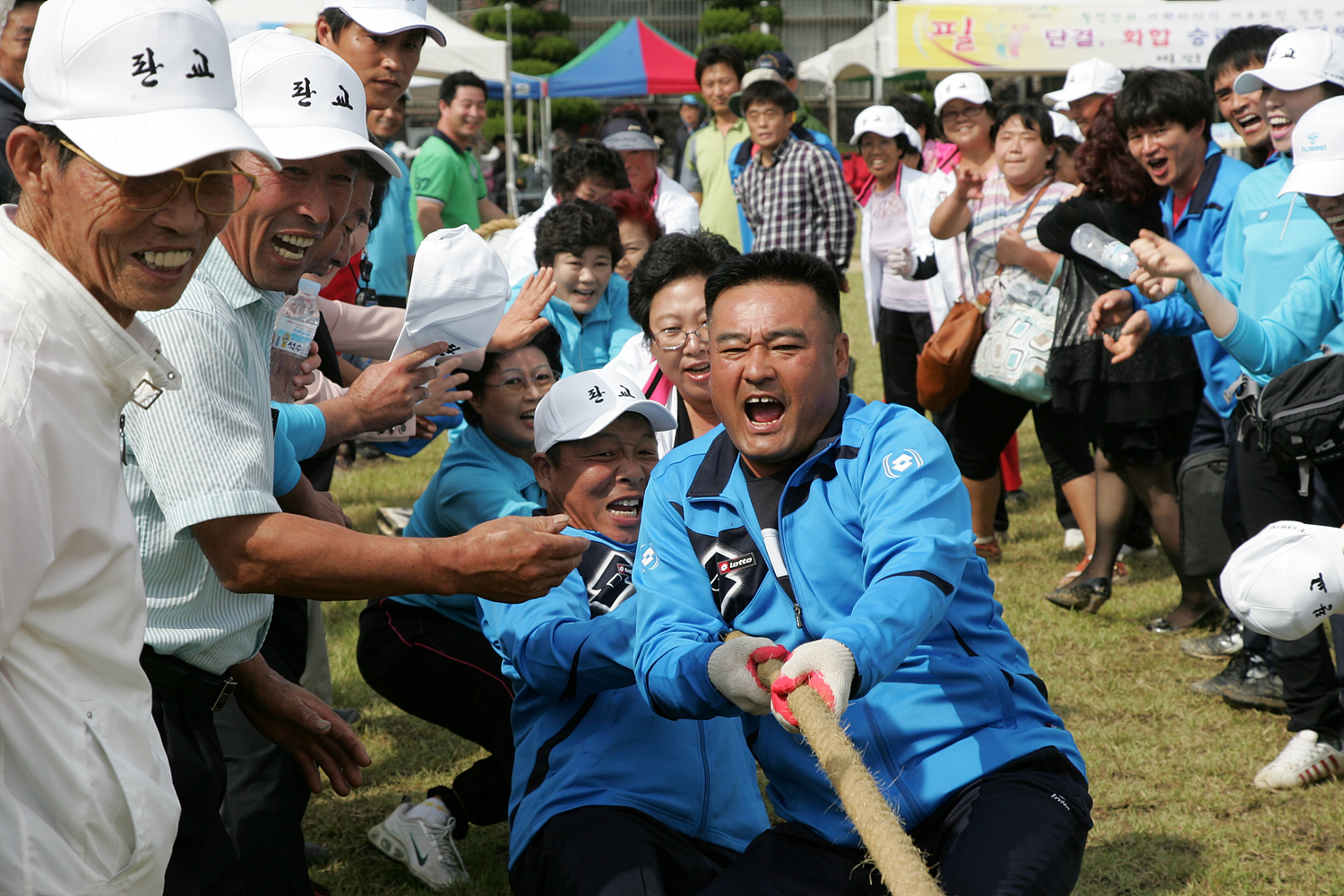 제42회 군민체육대회 및 제51회 군민의 날 기념식 행사 개최